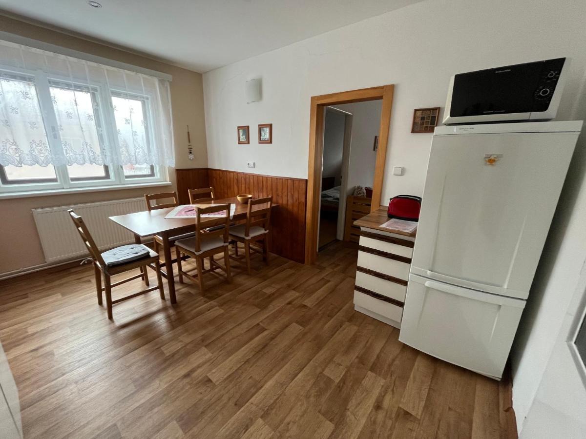 Ubytovani Sedlarik Mladé Buky Exterior foto